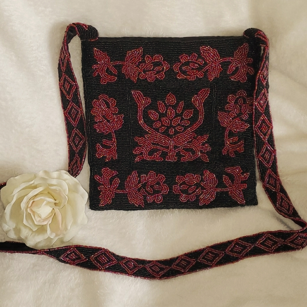 HP⚘Beaded Crossbody Bag